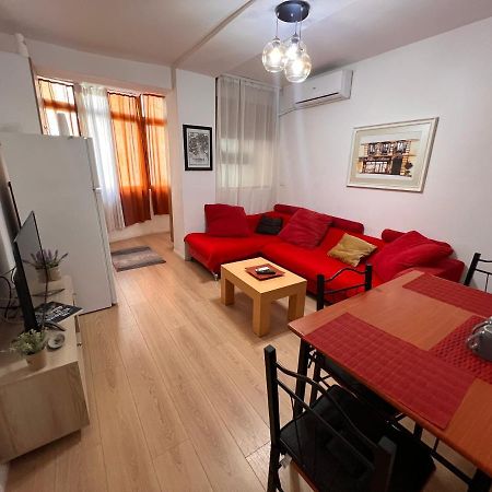 Alea1 Apartment Тирана Экстерьер фото